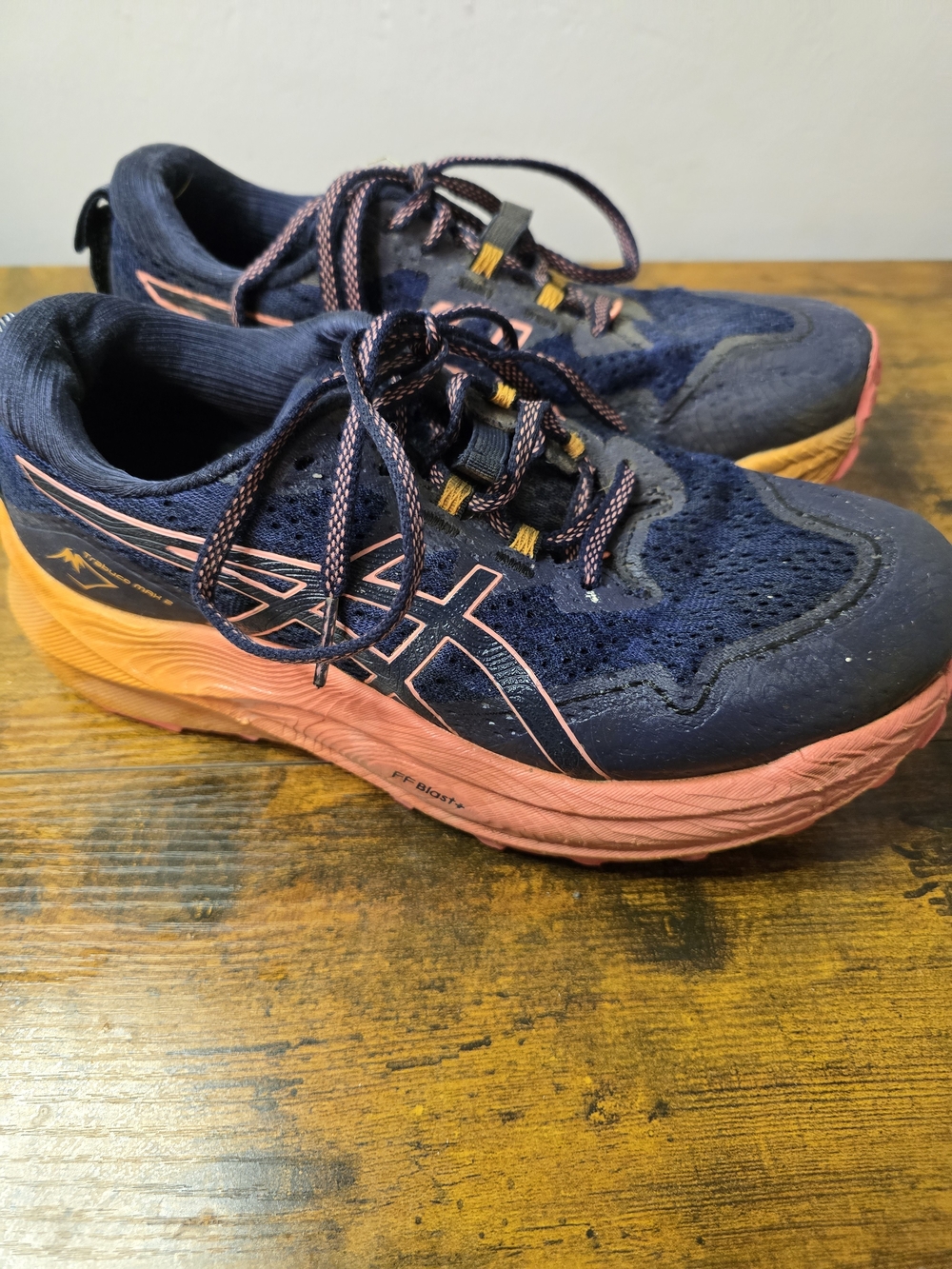 ​ASICS Trabuco Max 2 Women's Size 8 Trail Running Shoes Navy Orange 1012B426 - Picture 3 of 8